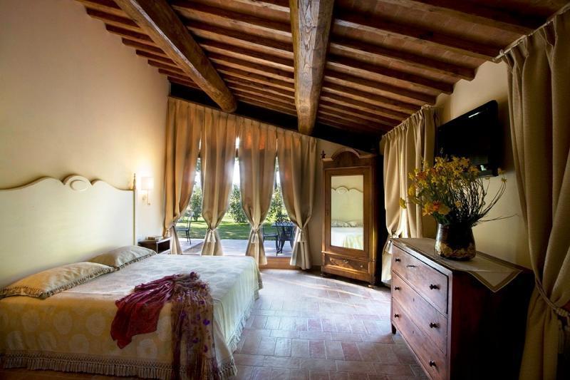 Borgo San Benedetto * Montaione